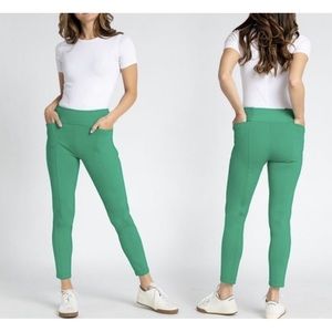 Betabrand Skinny-Leg | Power-Down Pants in Spearmint Size Large